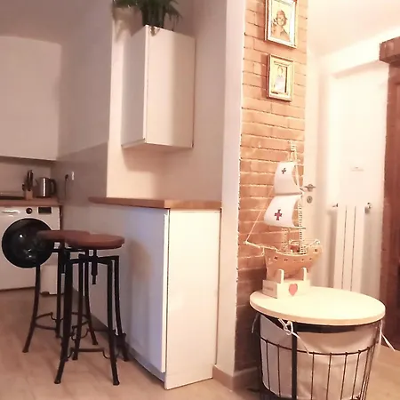 Romegardenhaus * روما