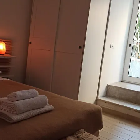 Romegardenhaus Apartamento *